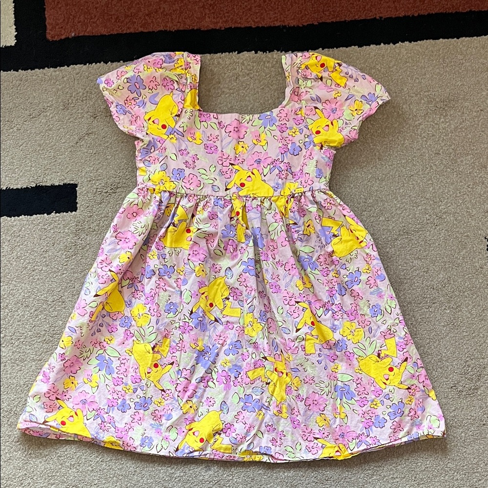 💛🌼Pokémon Girls Dress / Size 8 - Medium / short sleeve